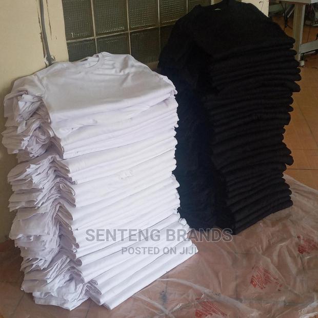 100% Pure Cotton Plain Tshirts. Round Neck All Colours