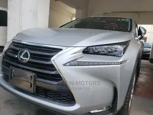 Lexus NX 2016 Off white