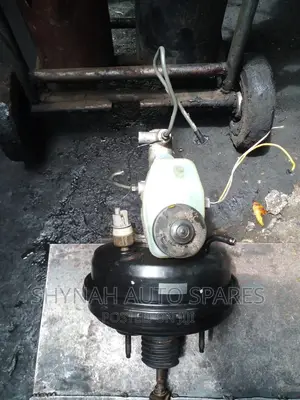 Brake Booster Prado 95