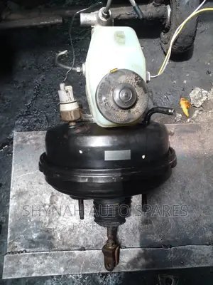 Brake Booster Prado 95