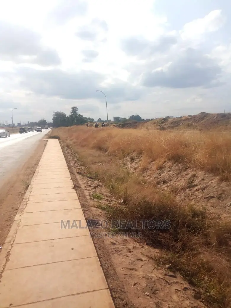 1.6 Acres in Gatitu Thika Fronting Garissa Road