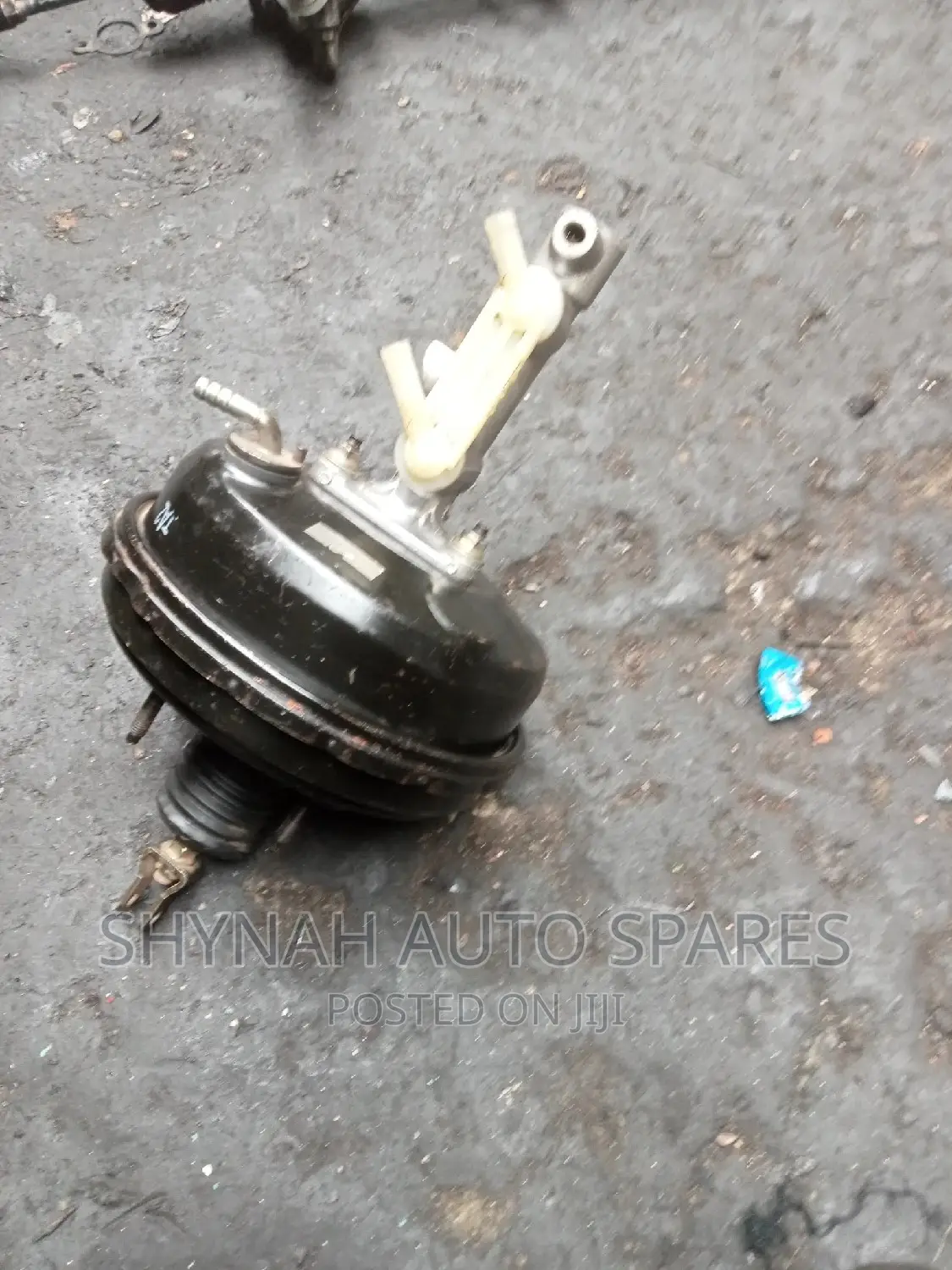 Brake Booster and Master Cylinder Toyota Ipsum