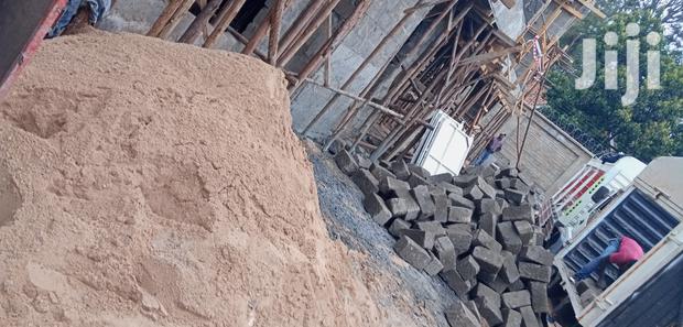 Machine Cut Stones And Clean Sand - thumbnail 3