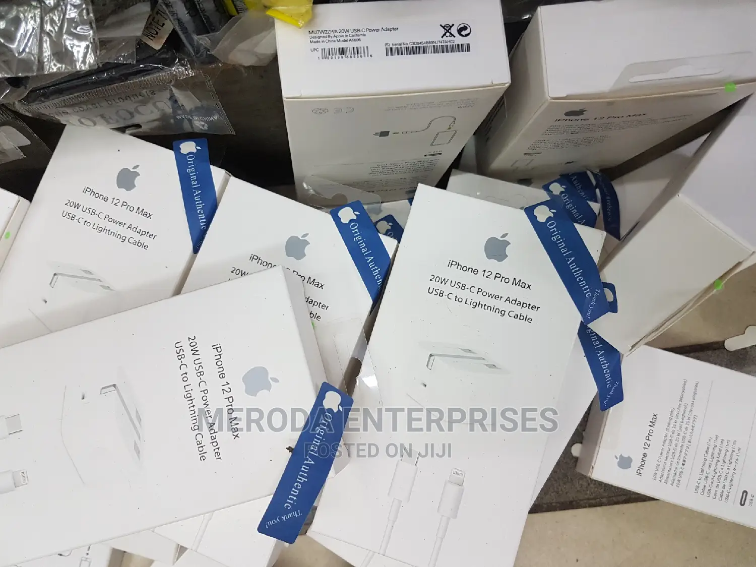 Original iPhone 12 Pro Max Chargers 000