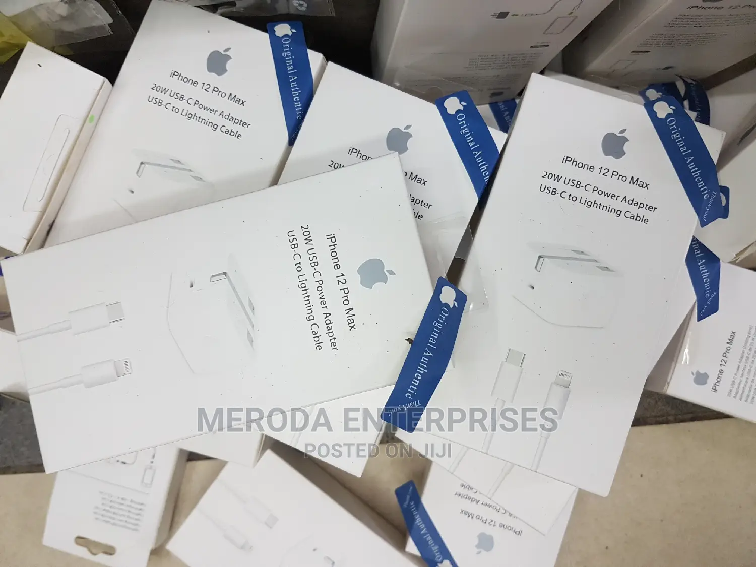 Original iPhone 12 Pro Max Chargers 000