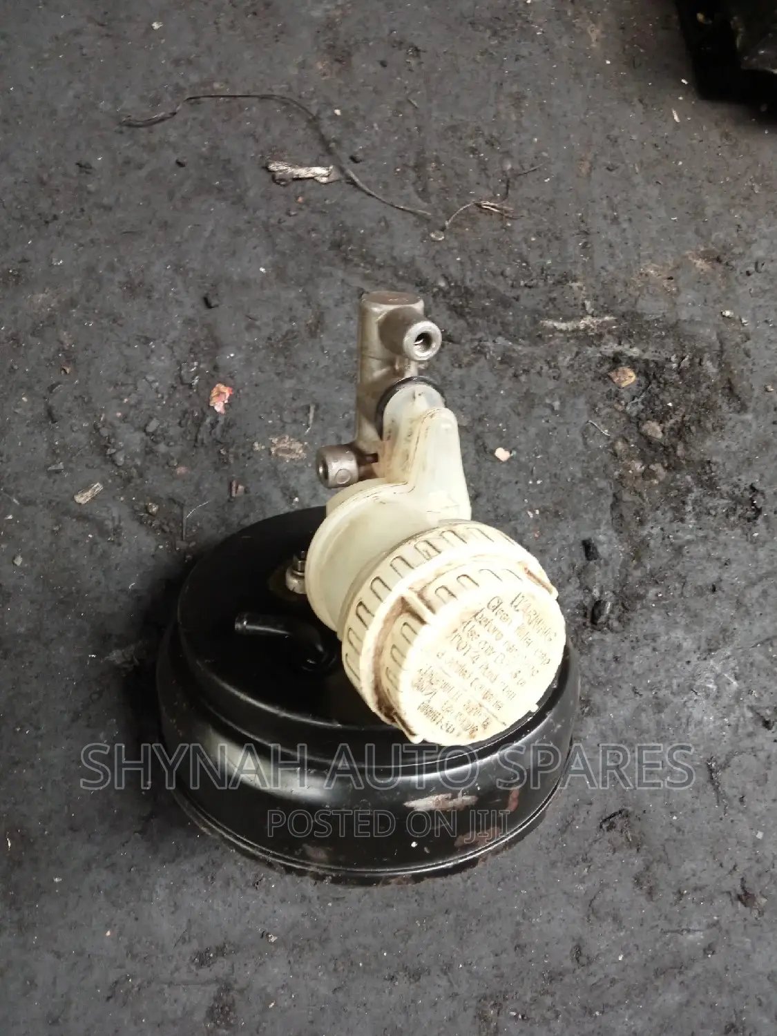 Brake Booster and Master Cylinder Mitsubishi L200