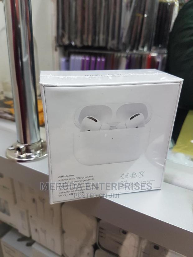 Air Pods Pro With Wireless Charging Case - main view