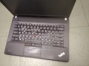 Laptop Lenovo 4GB Intel Core I3 SSD 320GB