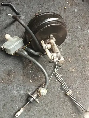 Brake Booster and Master Cylinder Nissan 27