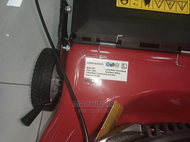 Brigga And Stratton New Lawn Mower Machine - thumbnail 3