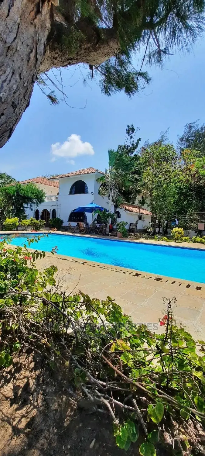 Beach Villa for Holiday in Kikambala(Mtwapa)