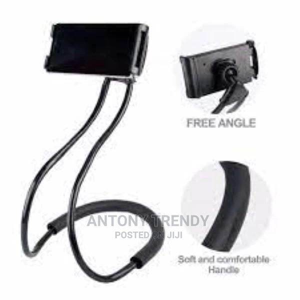Universal Flexible Lazy Hanging on Neck Phone Holder