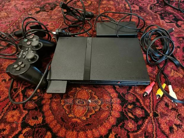 Play Station 2 Slim Clean With Games - main view