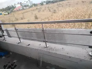 Stainless Steel Rails Toughened Glass Stainless Support