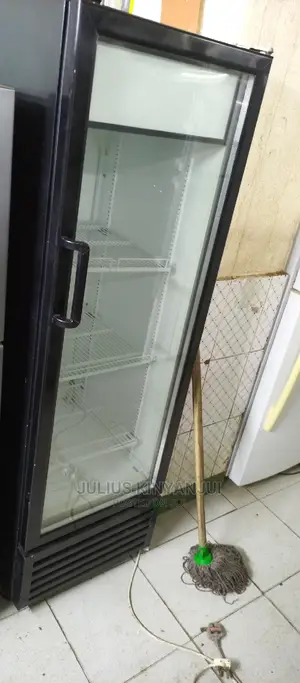 Bottle Chiller Display