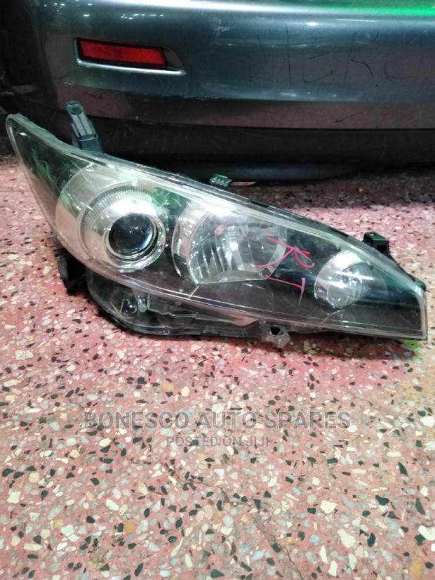 Toyota Wish New Model Xenon Headlight Assembly