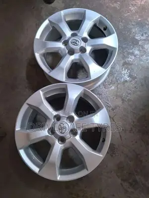 Vanguard Original Rims 17 Inch Set Used