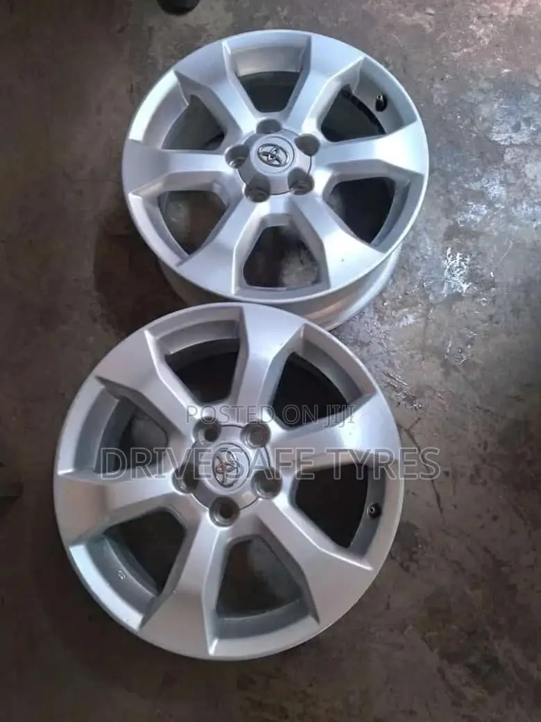 Vanguard Original Rims 17 Inch Set Used