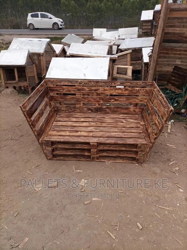 Pallet Sofa - thumbnail 5