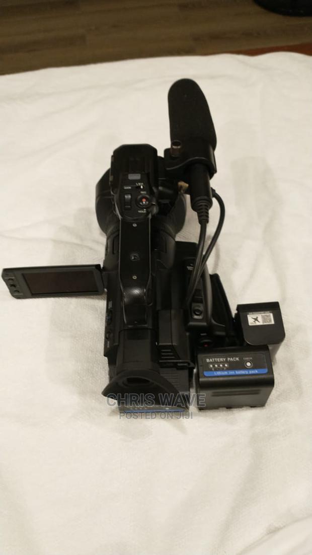 JVC 4K Professional Camera - thumbnail 3