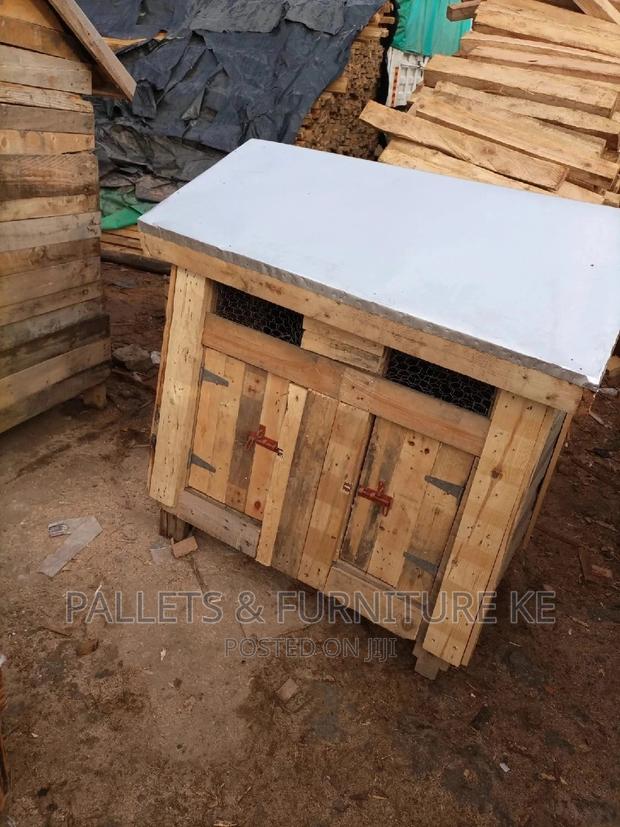 2 Door Kennels - main view