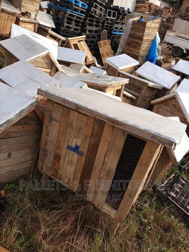 Spacious Dog House - thumbnail 8