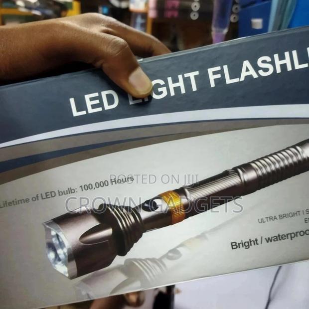Rechargeable LED Flashlight Zoomable 3 Modes - main view