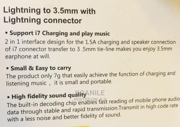 Lightning to 3.5mm Jack Pin With Lightning Connector - thumbnail 4