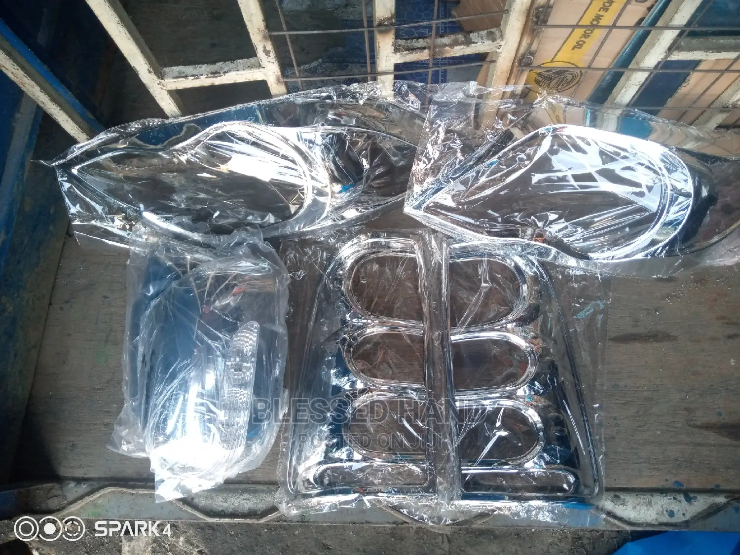 Chrome Kit for Hillux Vigo Single and Double Cbn