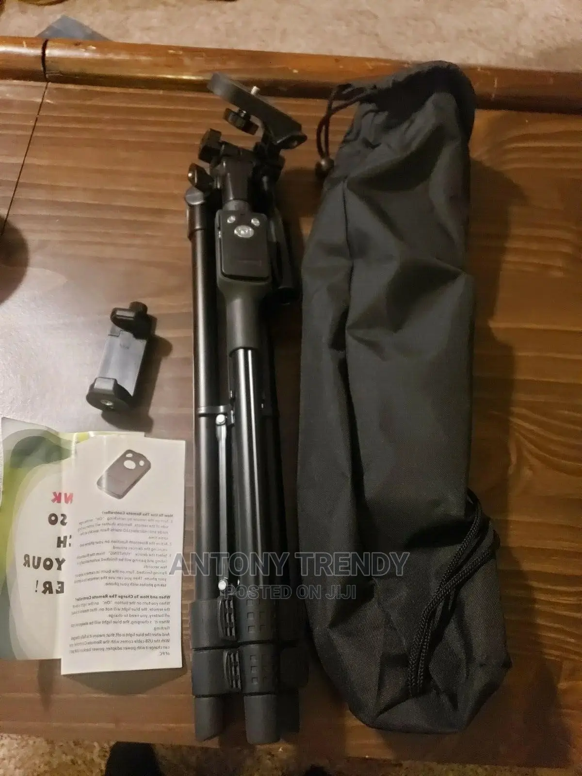 VCT-5208 43cm Tripod for Mobile Phone, DSLR and Sports Came