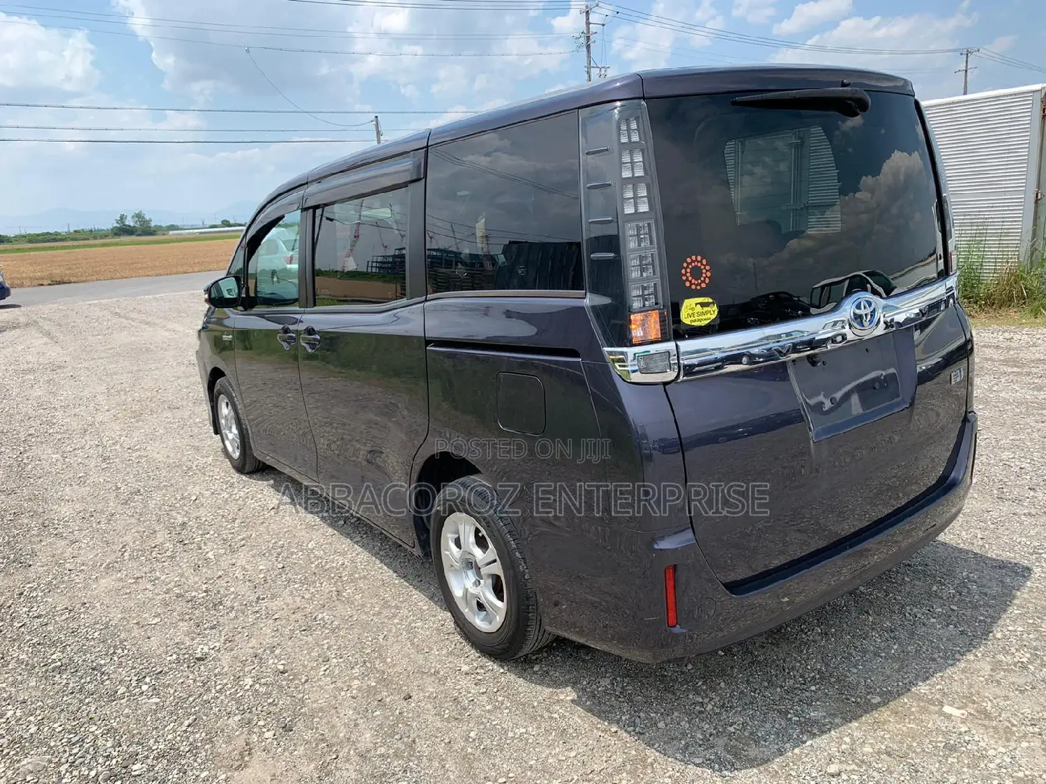 Toyota Voxy 2015 Purple