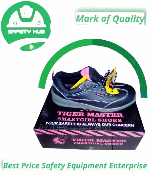 Smartgirl, Safety Boots in Kenya - main view