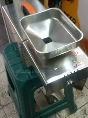 Brand New Oil Press