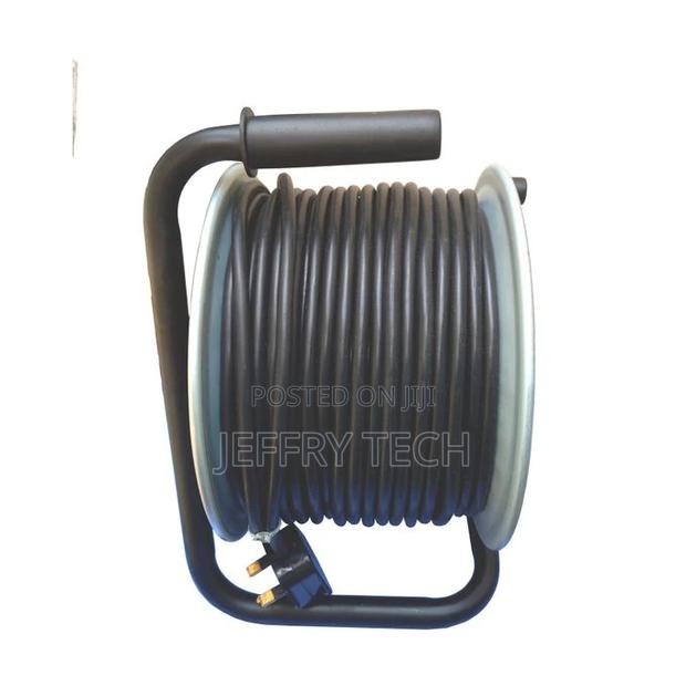 Airstar Professional Reel Extension Cable - thumbnail 3