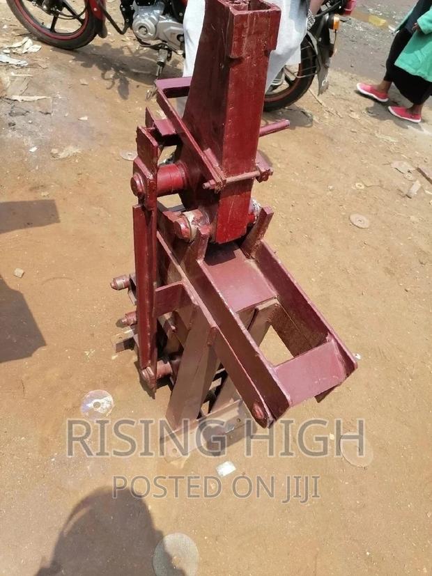 High Quality Interlocking Machines