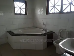 5bdrm Townhouse in Karen for Rent