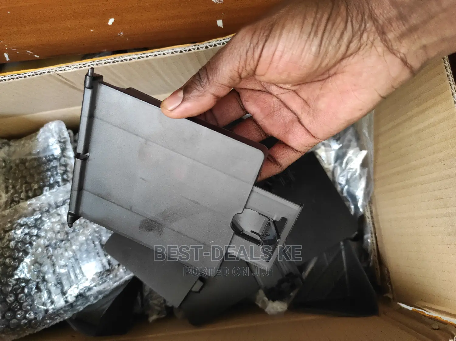 HP125 Output Tray