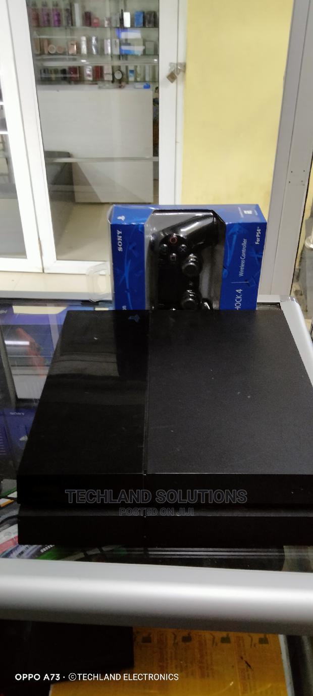 Playstation 4 Standard - thumbnail 3