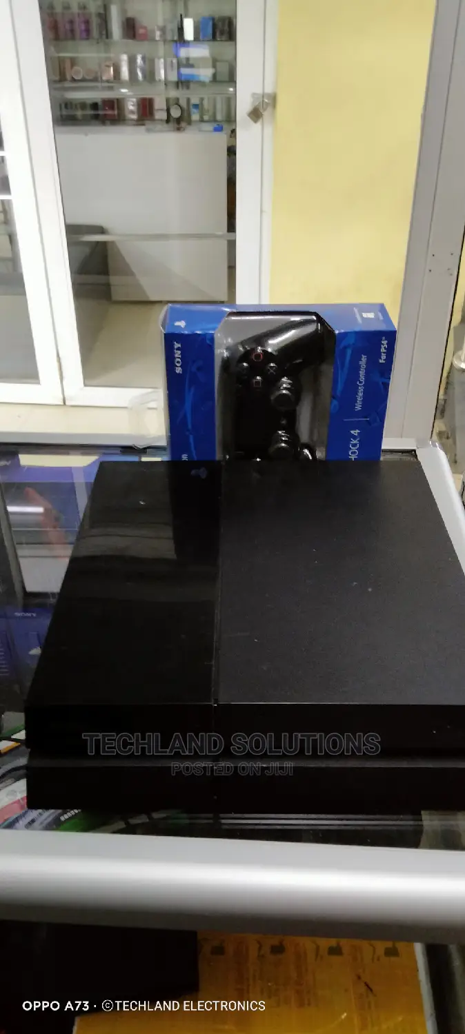 Playstation 4 Standard