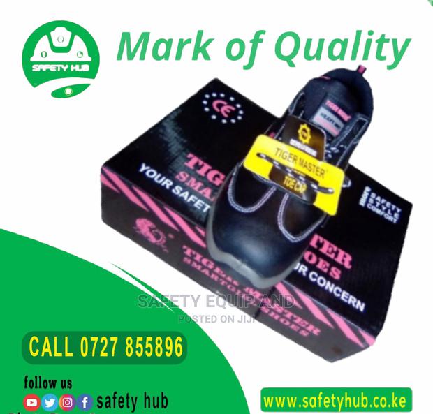 Smartgirl Ladies Shoes for Safety