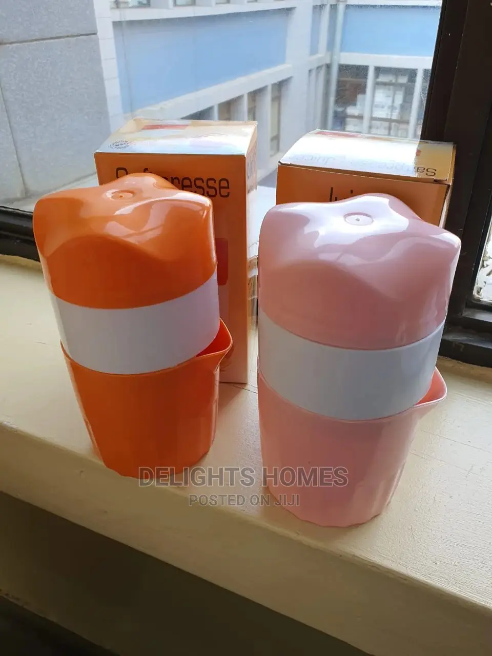 Manual Juice Dispenser