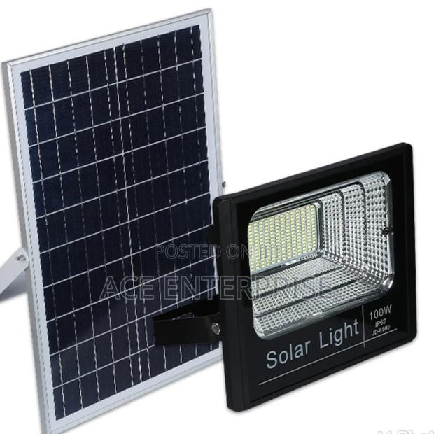 Brand New 100 Watts Solar Flood Light