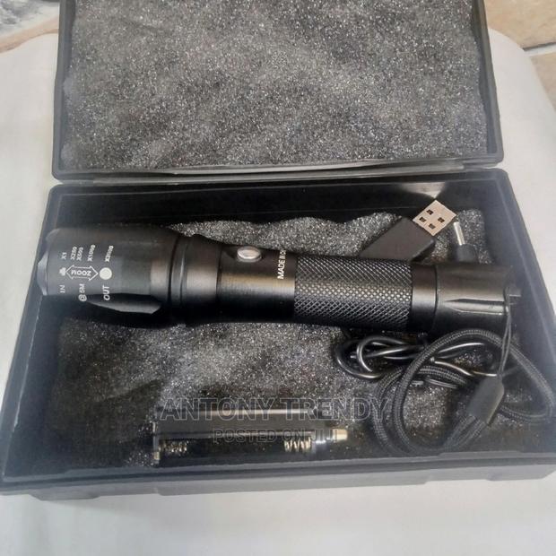 Zoomabke Torch