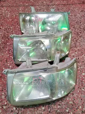 Toyota Succed Headlights Assembly