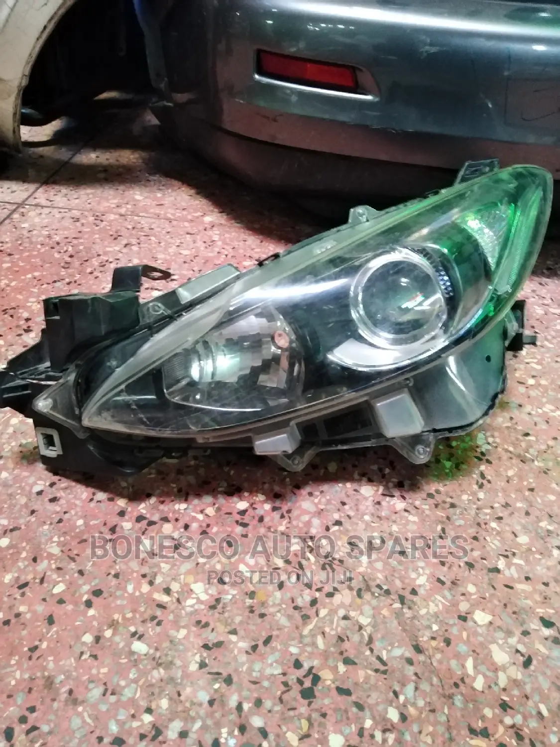 Mazda 3 (2013/14/15 Model) Nonxenon Headlight Assembly