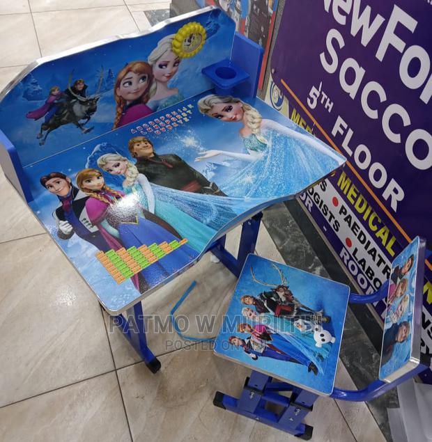 Kid's Study Table - main view