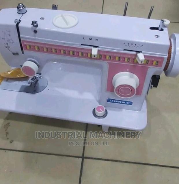 Multifunction/Embroidery Sewing Machine - main view