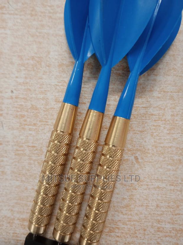 Proffessional Standards Darts Set of 3 - thumbnail 2