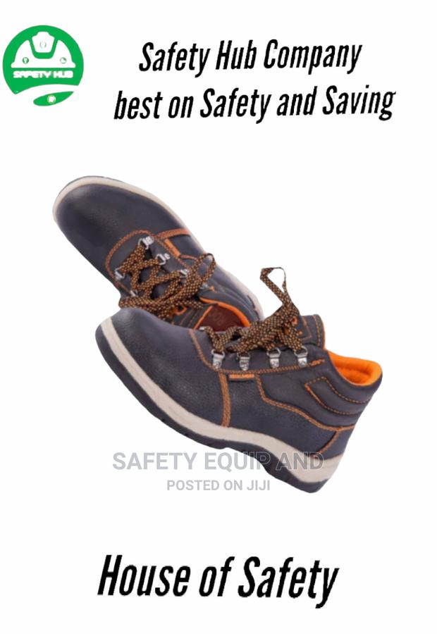 Nairobi's Safe Rocklander Boots