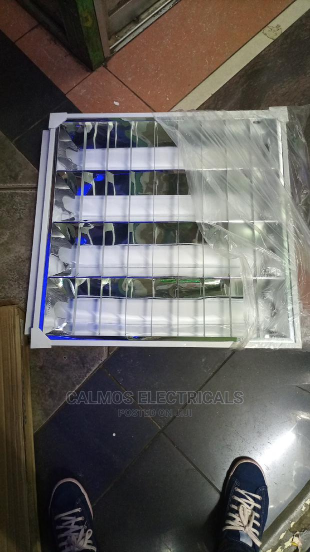 600*600 Flouresent Fitting - thumbnail 2